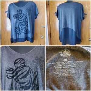 Animal kindness Disney park blouse-great condition